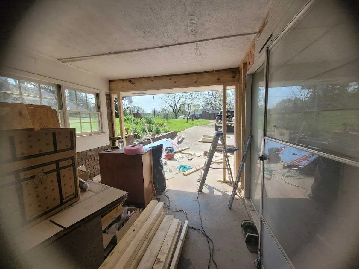 Air movers and dehumidifier for Water Mitigation Services in Warwick