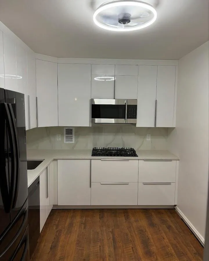 Renovated kitchen with quartz countertops in Warwick